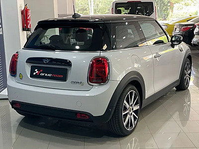 MINI COOPER SE MINI COOPER SE