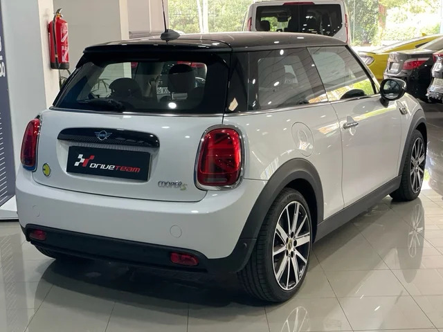 MINI COOPER SE