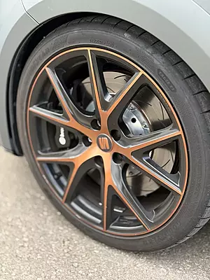 SEAT LEON CUPRA R Serie Limited Edition SEAT LEON CUPRA R Serie Limited Edition