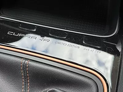 SEAT LEON CUPRA R Serie Limited Edition SEAT LEON CUPRA R Serie Limited Edition