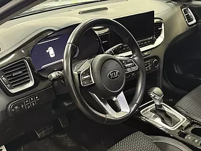 KIA Xceed 16 Gdi eMotion KIA Xceed 16 Gdi eMotion